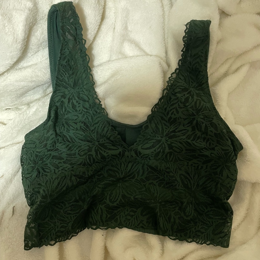 arie dark green top size L